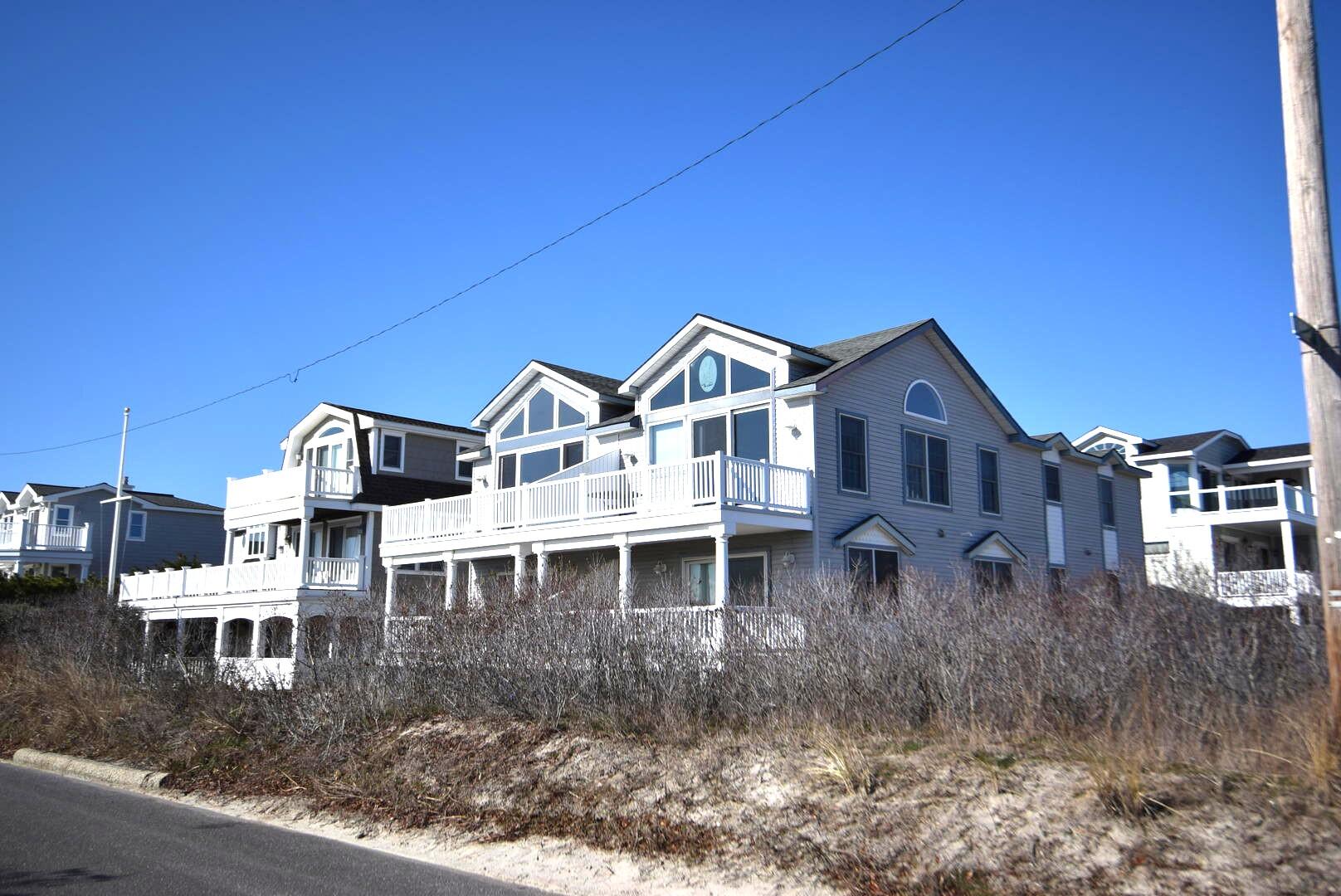 10 55th Street North | Sea Isle City, NJ | Long & Foster Vacation